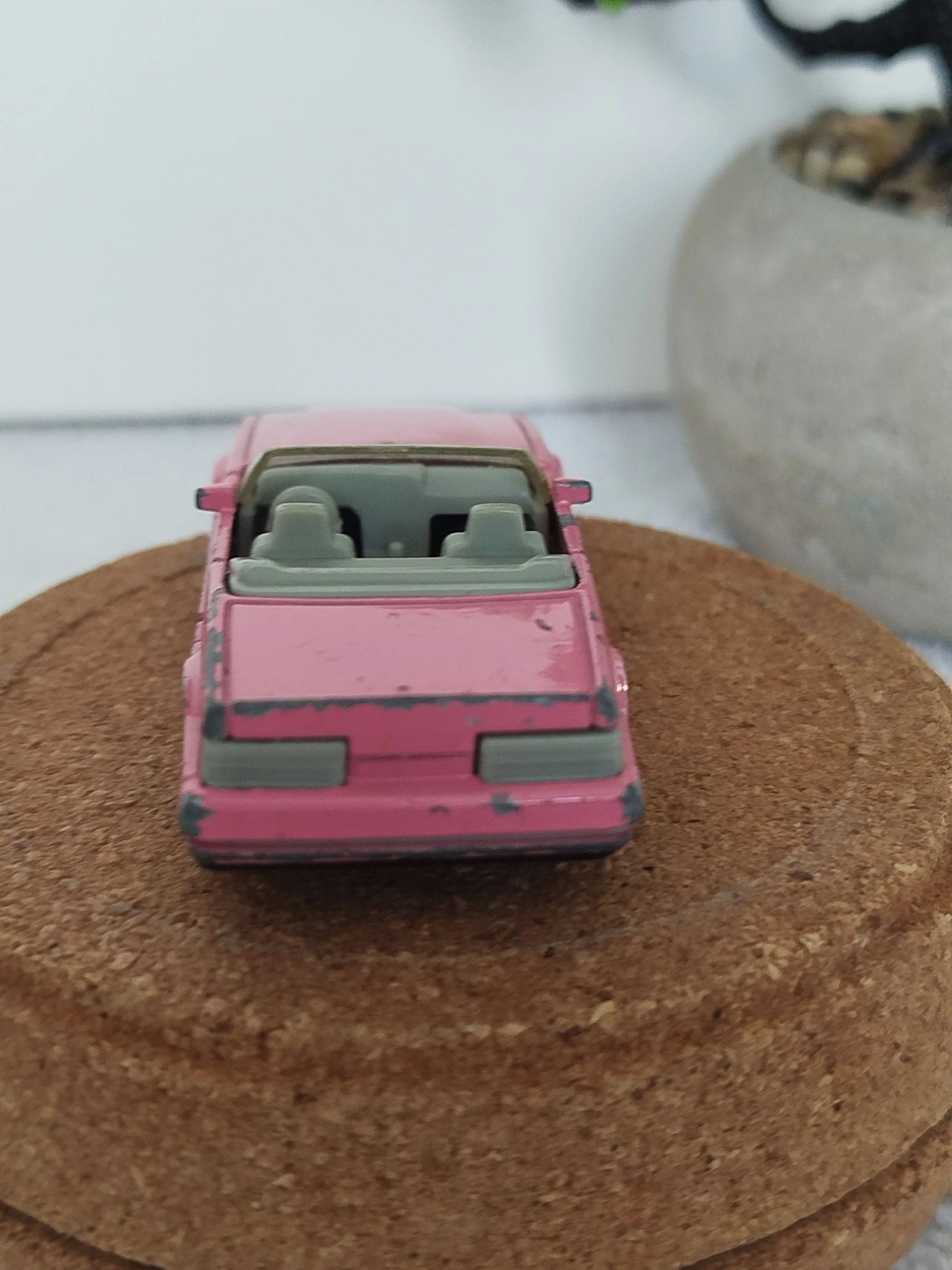 Cadillac Allanté Matchbox Car – photo 5
